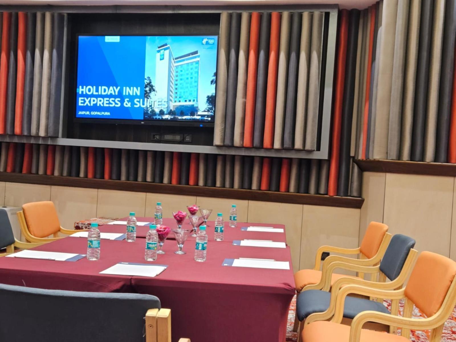 Express & Gopalpura होटल Jaipur