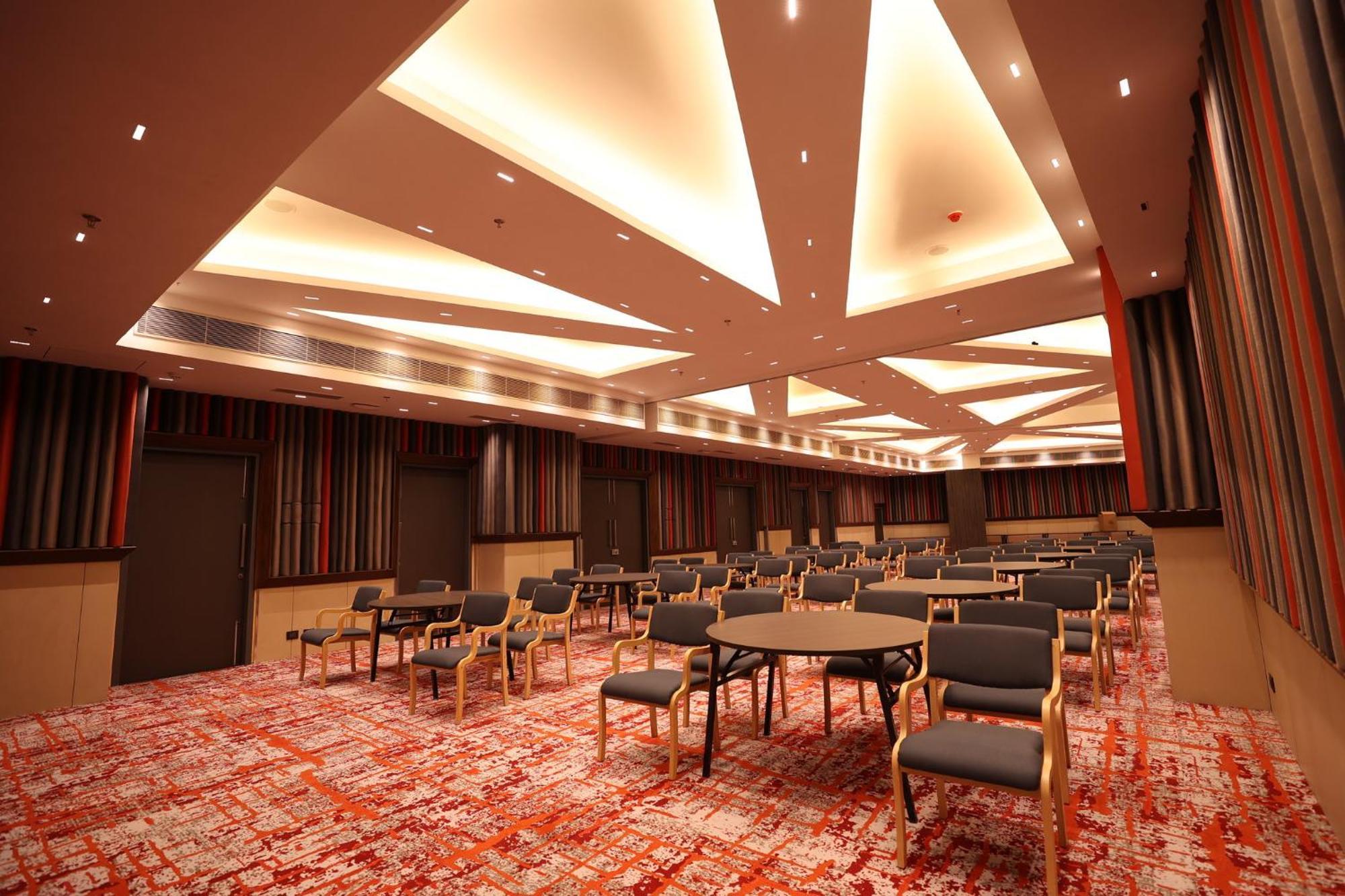 Express & Gopalpura होटल Jaipur